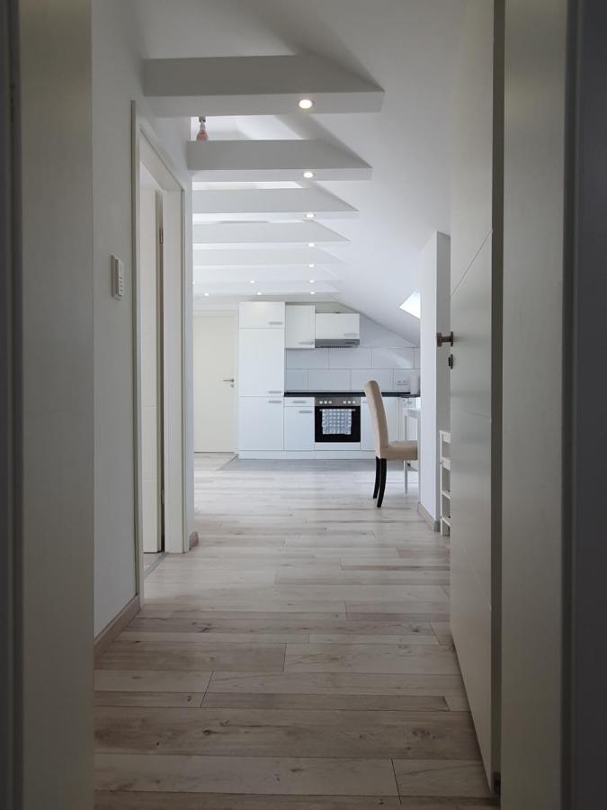 Ruhige Und Moderne 2-Zi. Wohnung Kulsheim Екстер'єр фото