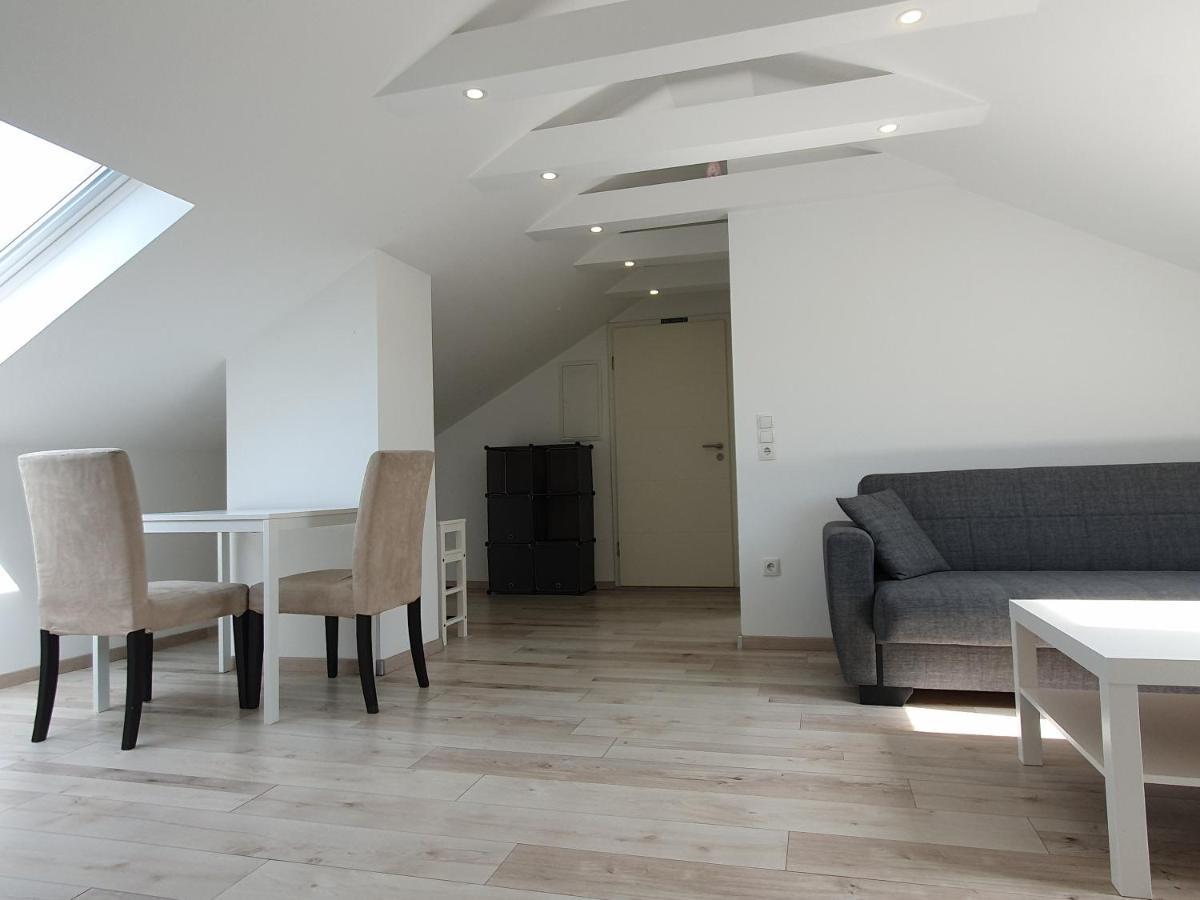 Ruhige Und Moderne 2-Zi. Wohnung Kulsheim Екстер'єр фото